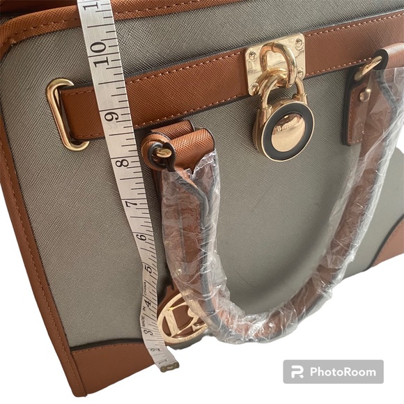 Dasein Gray Purse 2 piece Set NWT - Picture 11 of 12